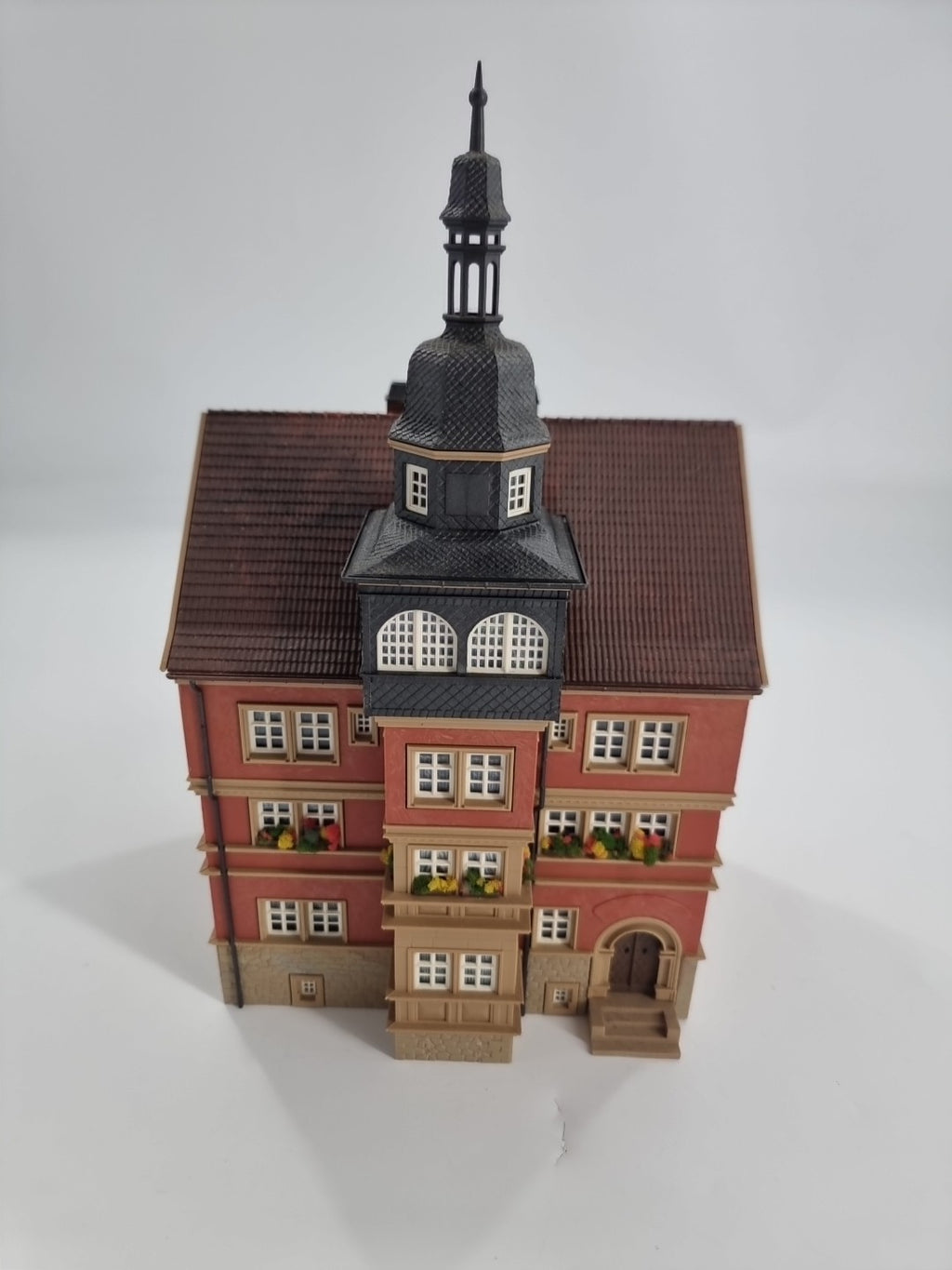H0 Kibri BS 8416 Rathaus Eisenach 15,5 x 13 x 27,5 cm -gebaut-