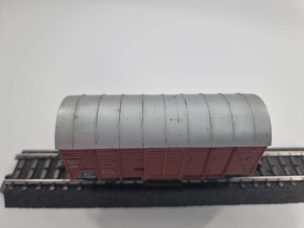 Märklin gedeckter Güterwagen - DB - 248  847 GmbH 39 - braun - H0 1:87