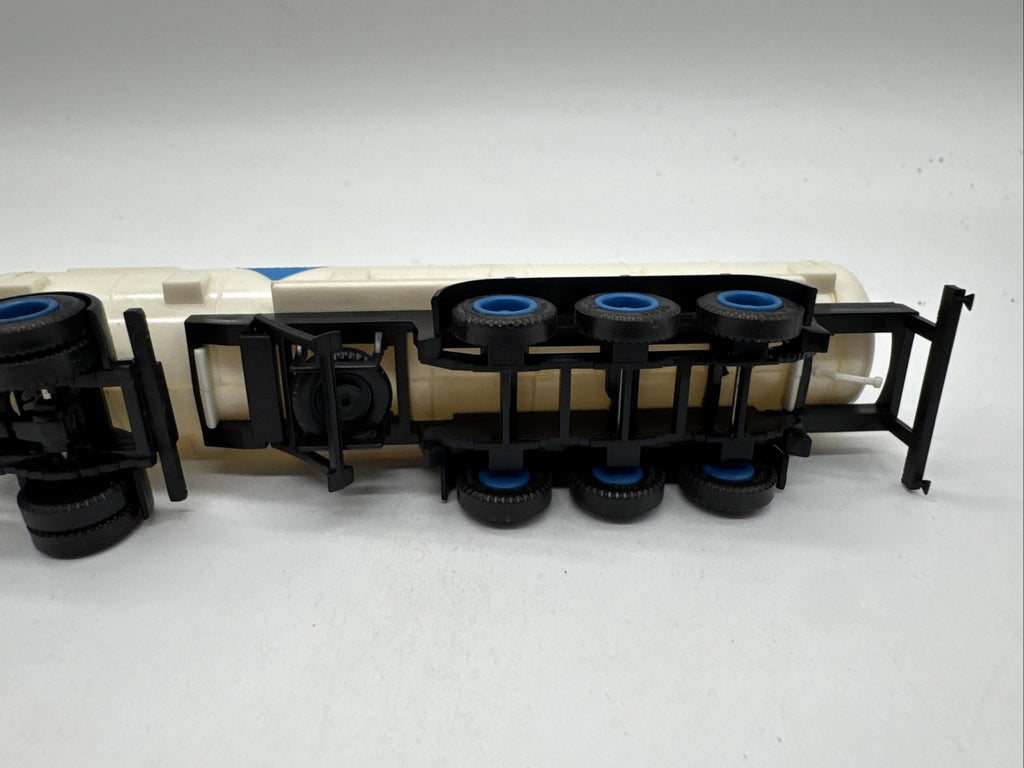 Herpa H0 1:87 - LKW Volvo Tanksattelzug "ARAL" - ohne OVP - #639