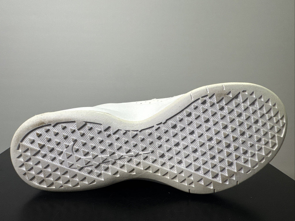 Nike Wmns Air Max Bella TR 3 Gr. 36,5 Sneaker