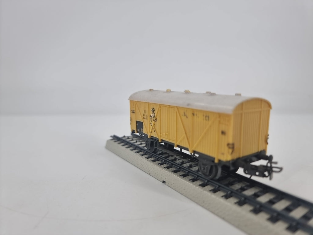 Märklin HO 4509 Gedeckter Güterwagen. “Jamaica” 