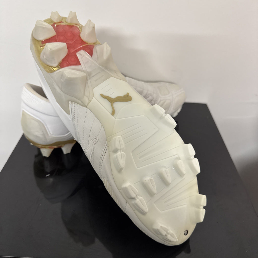 Puma V-Konstrukt GCI FG Fußballschuh Gr. 45 UK 10.5