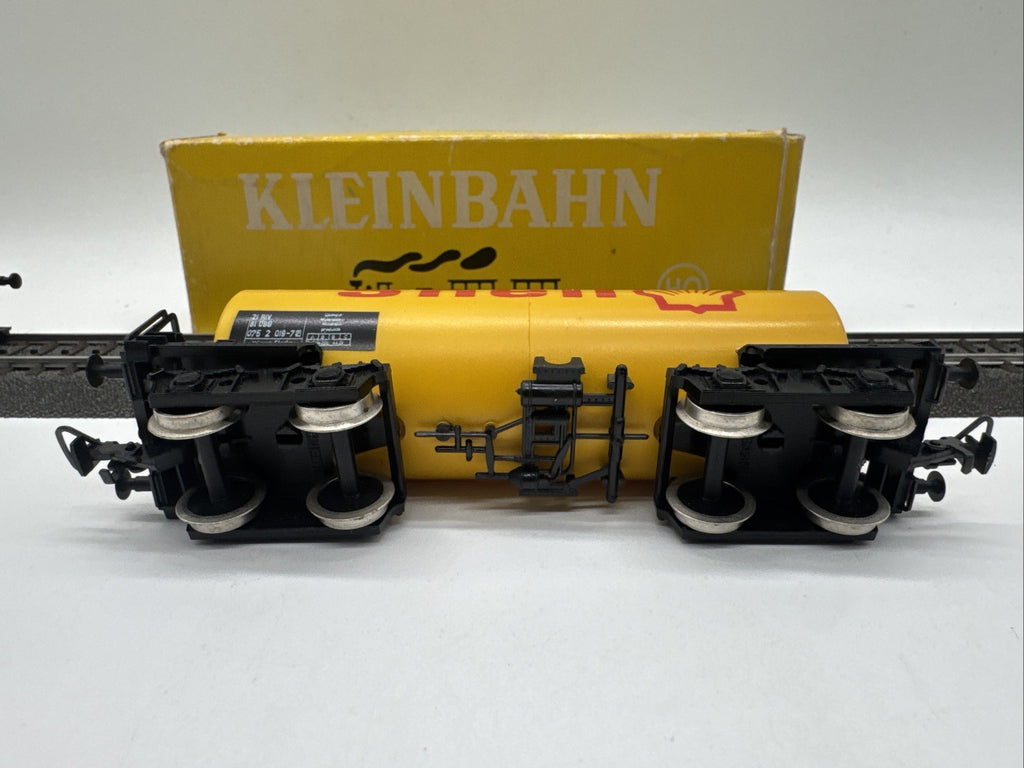 Kleinbahn H0 – 355  Kesselwagen SHELL - OVP