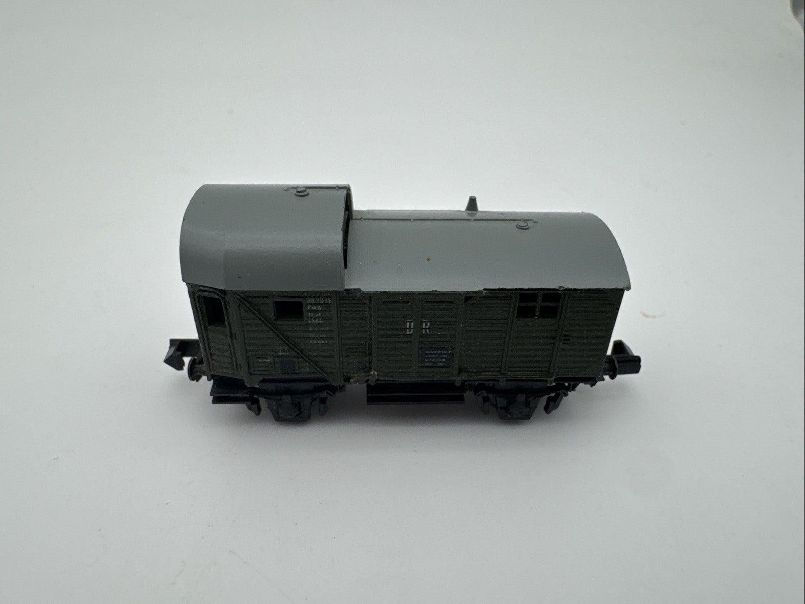 Spur N Güterwagen DR  Geschlossen