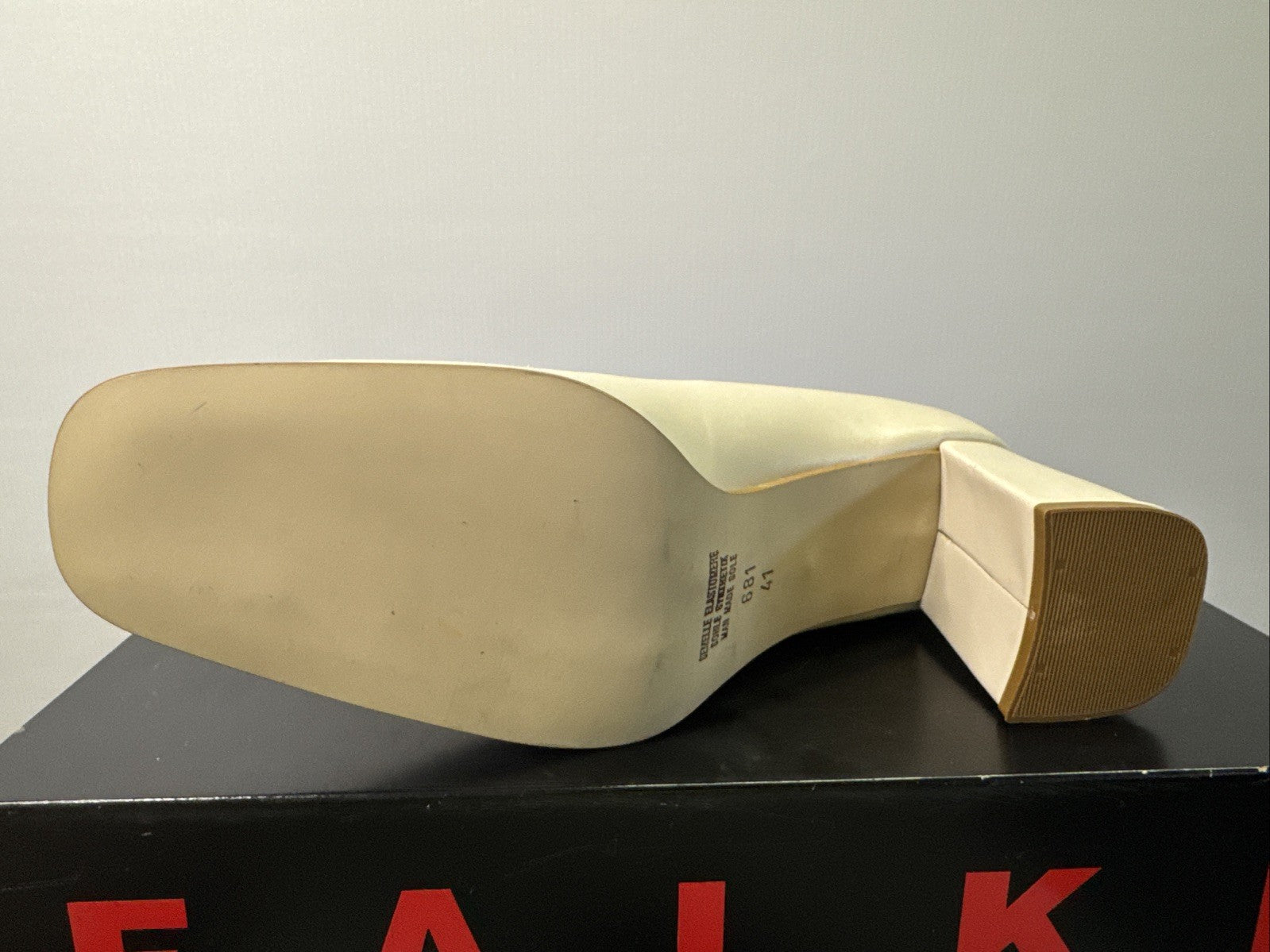 Donna Club Pumps Gr. 41 Leder Absatzschuh 