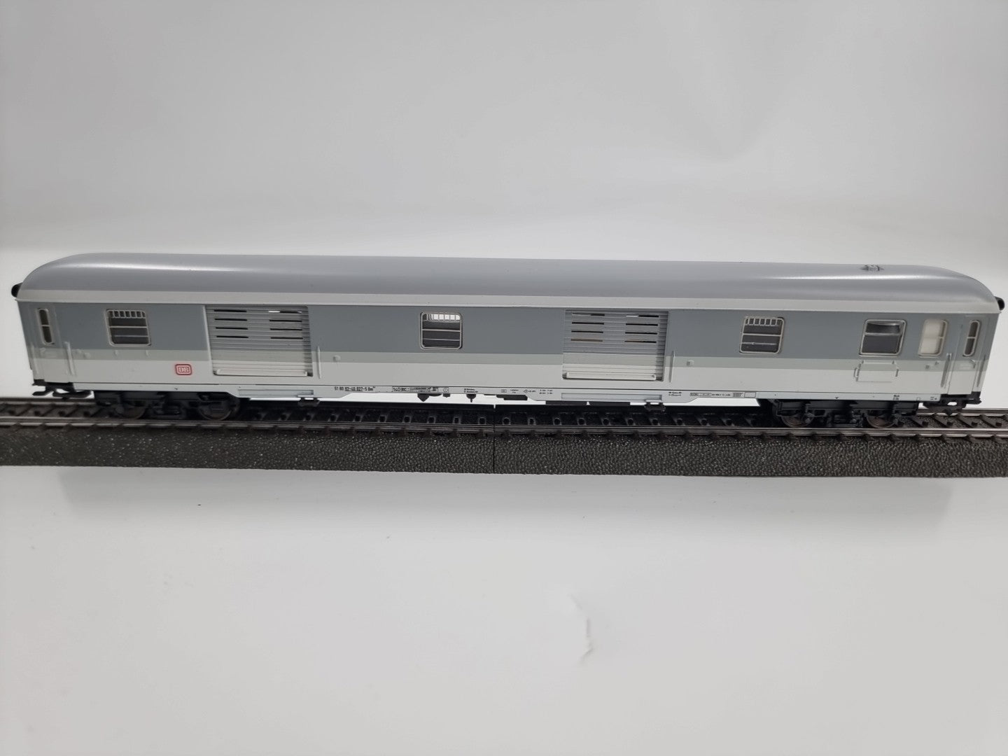 Märklin 4093 Gepäckwagen 51 80 92-40 027-5 Dm