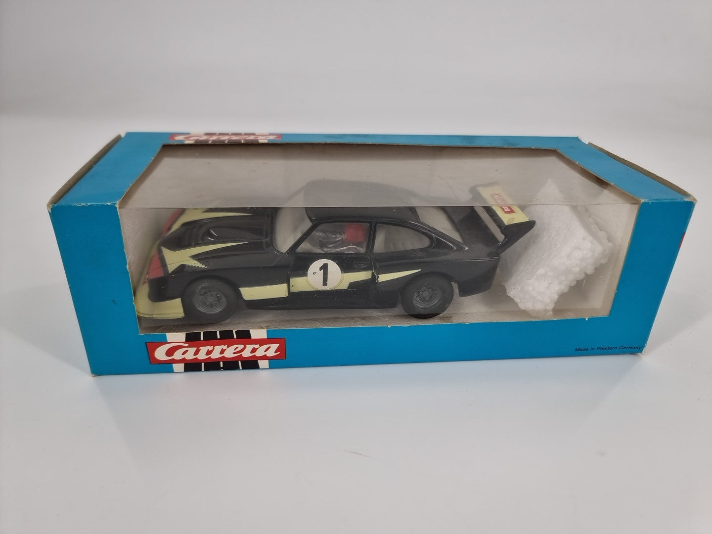 #B854 CARRERA UNIVERSAL Ford Capri Turbo, 40438 In OVP