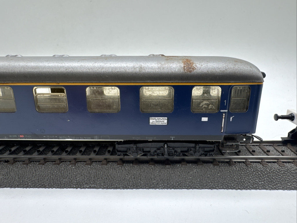 Märklin Personenwagen Beleuchtet 51 80 10-40 167-8 1Klasse Aüm 202 #547