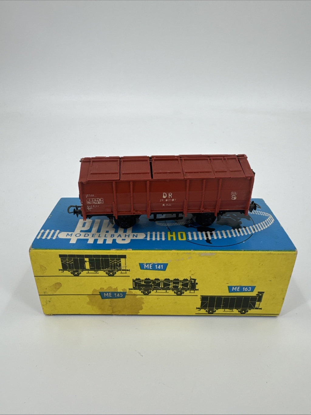 PIKO ME 145-01 Gedeckter Güterwagen OVP