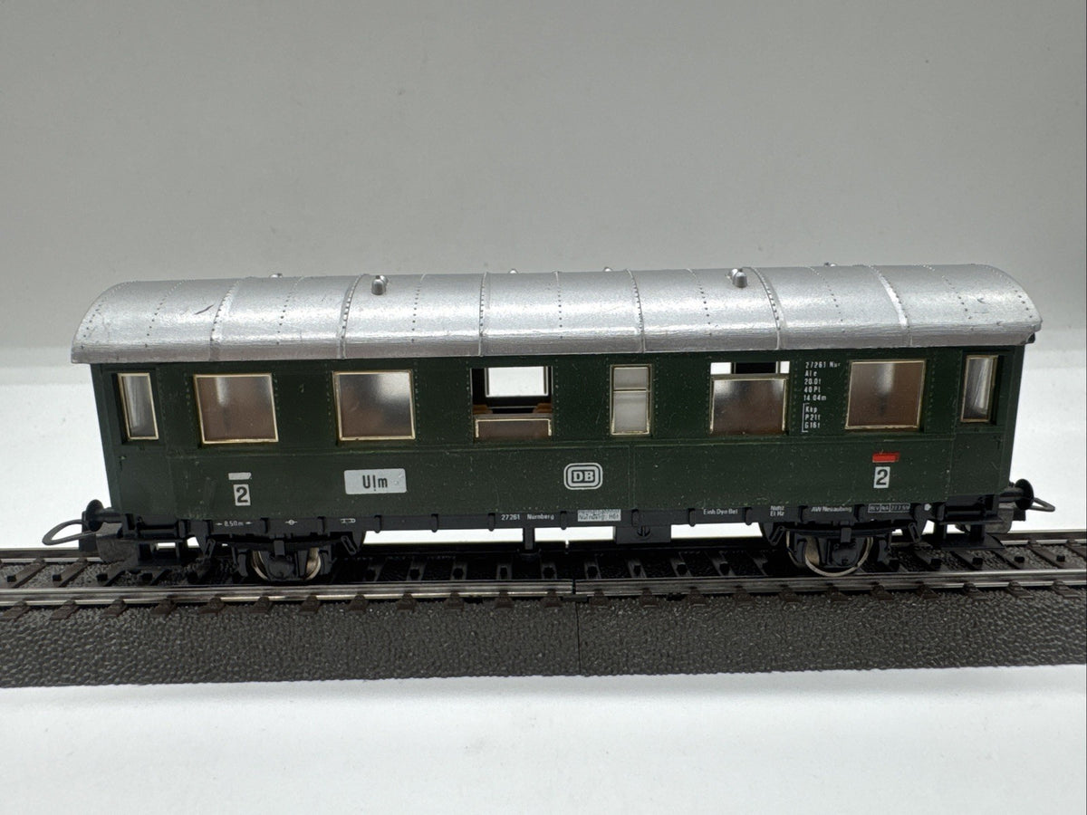 Lima H0 Personenwagen  Ulm 2. Kl. der DB grün 2-Achser 27261 #156