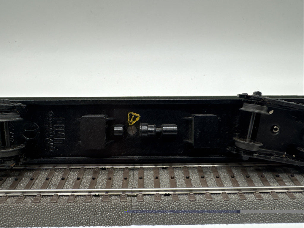 Piko Spur H0 18350 Personenwagen der DR Grün #66