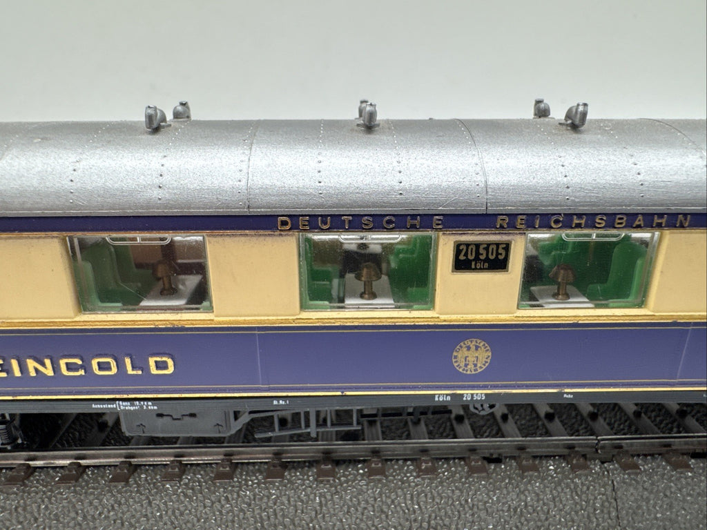 Liliput H0 82300 Reisezugwagen 1.Kl. Rheingold DRG #236