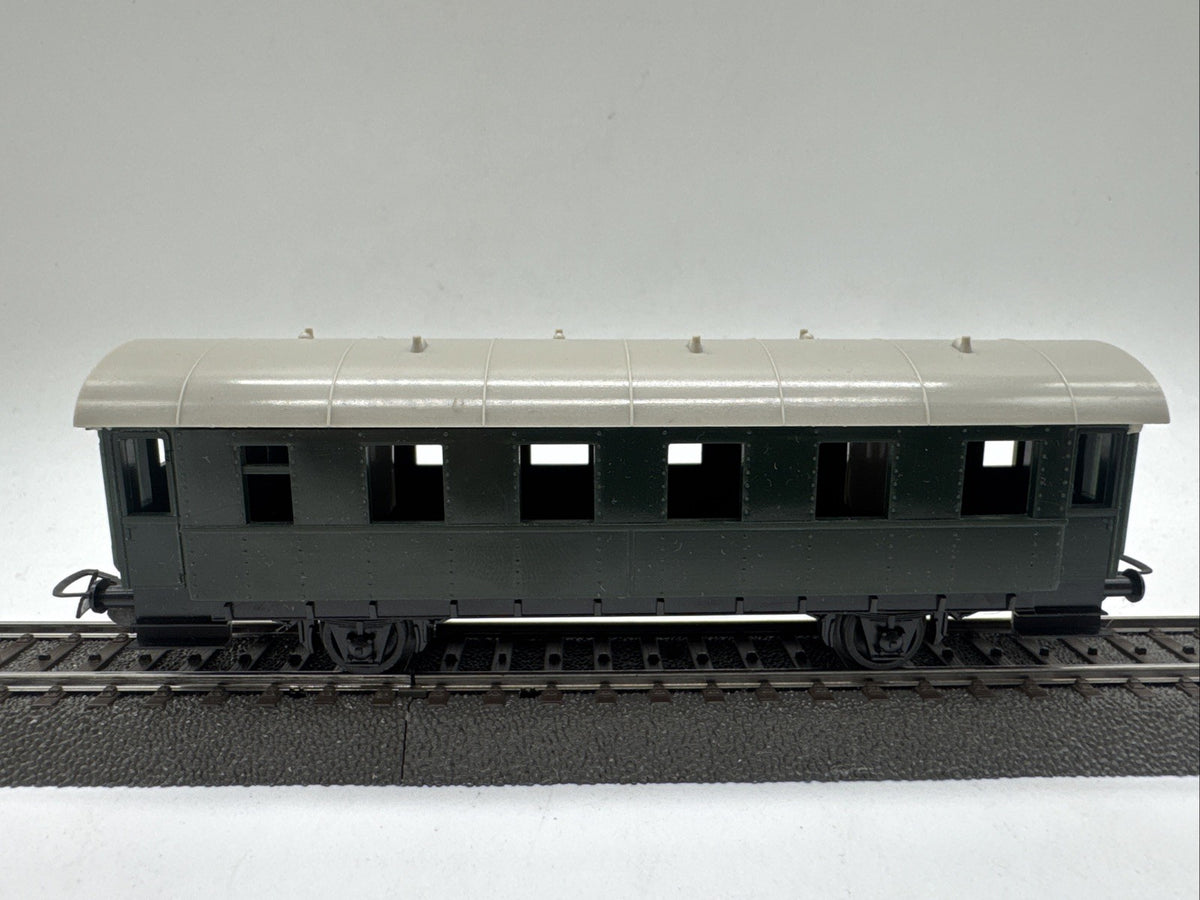 Piko Junior H0 Personenwagen #723