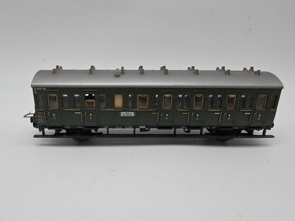 Trix H0 3758  Abteilwagen 2. / 3. Kl. Ulm-Nürnberg 
