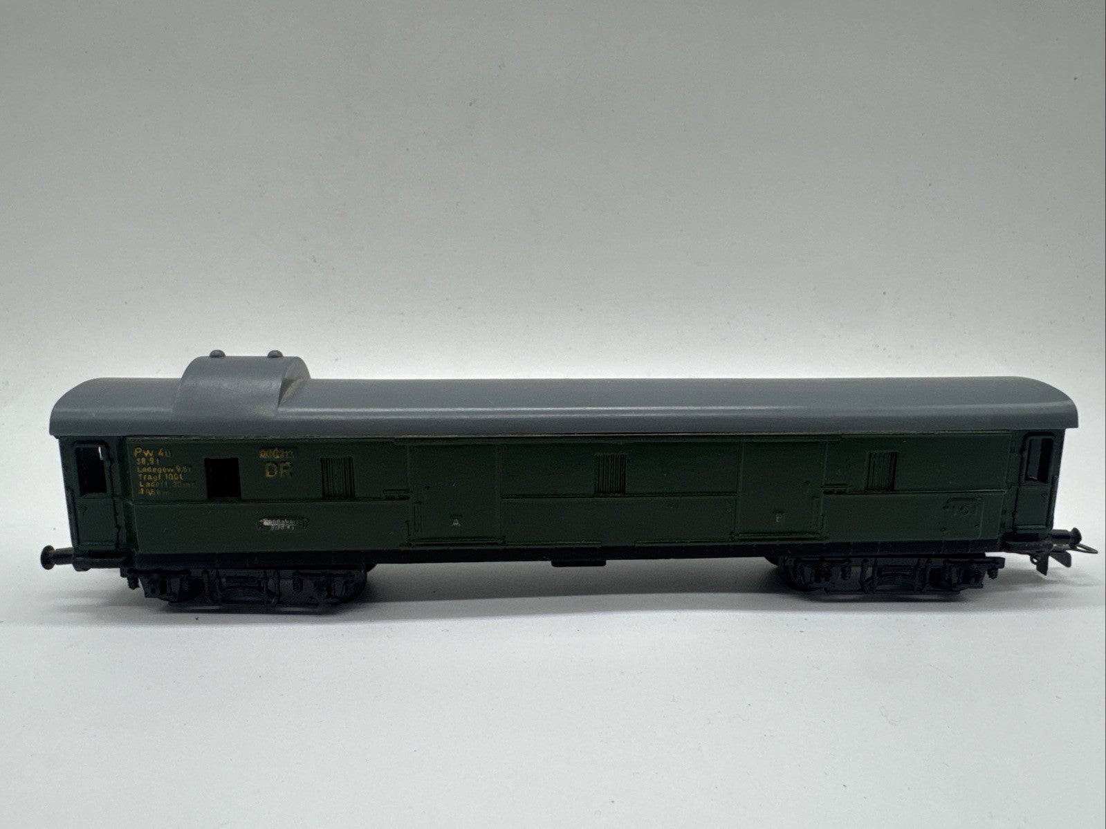 PIKO H0 Gepäckwagen DR 000213 Grün