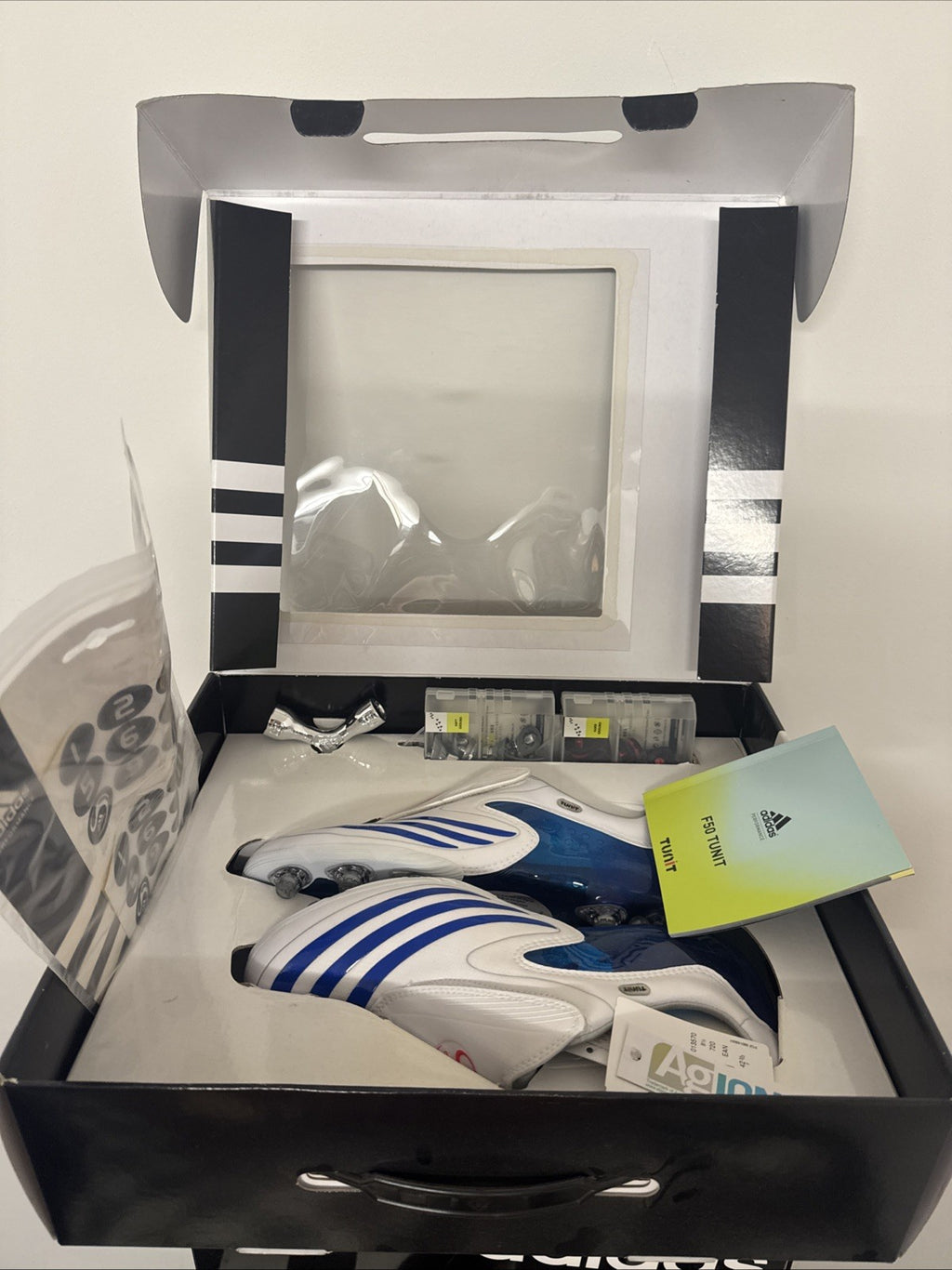 Adidas F50.8 Tunit 013570 EUR 41 1/3 UK 7 1/2 Vintage