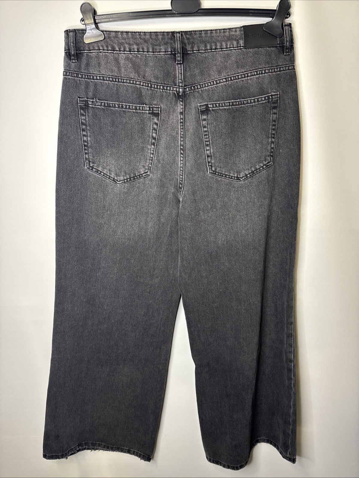 2Y Studios Diala Wide Baggy Jeans Gr. 31 Grau Damen