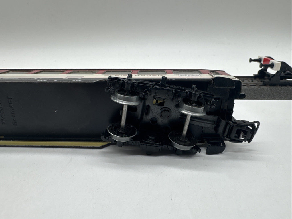 Märklin H0 Speisewagen DB 51 80 88-80 233-6 rot beige Beleuchtet #372