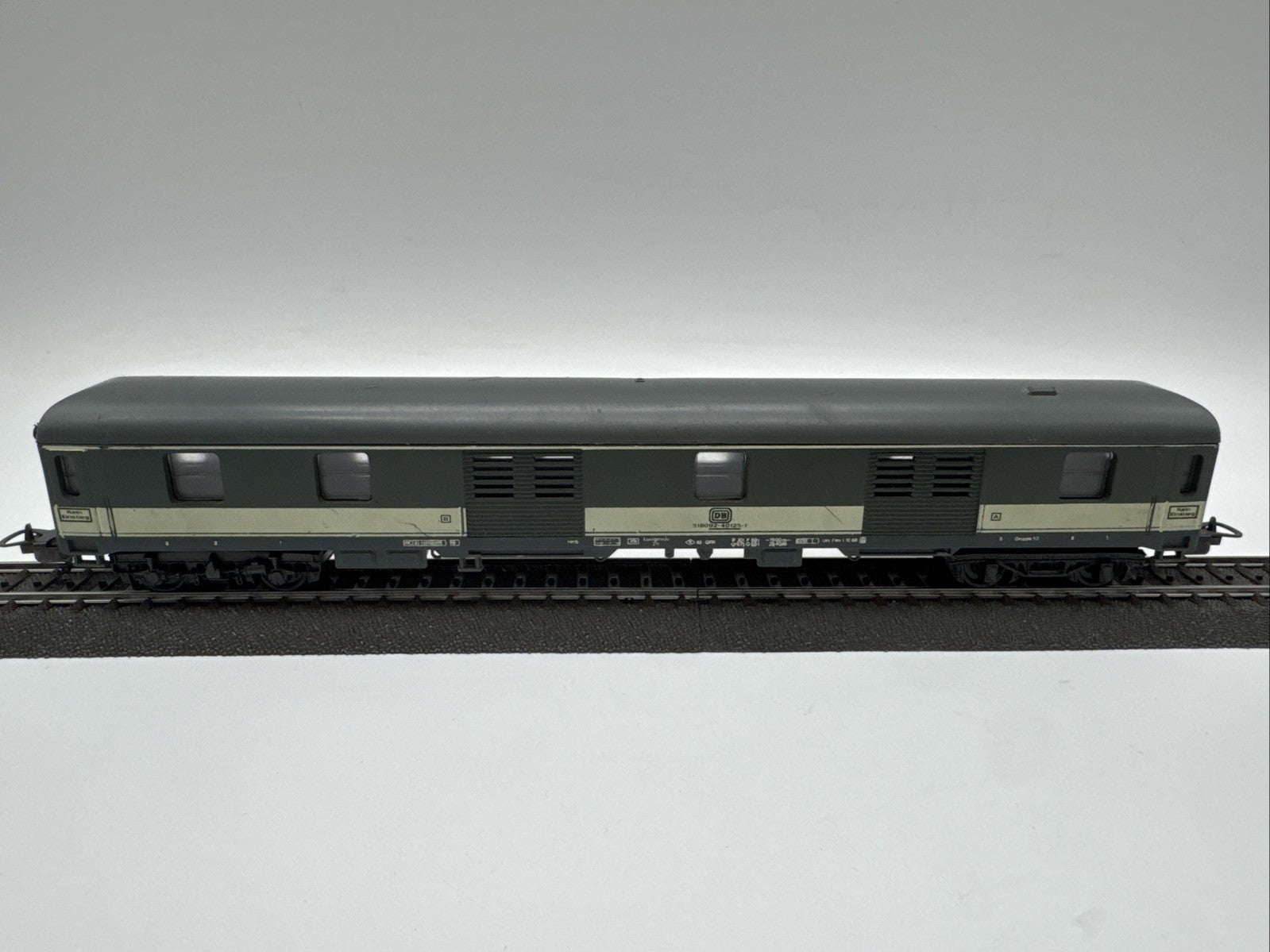 LIMA 9313 DB Gepäckwagen 518092 - 40125-7 Spur H0