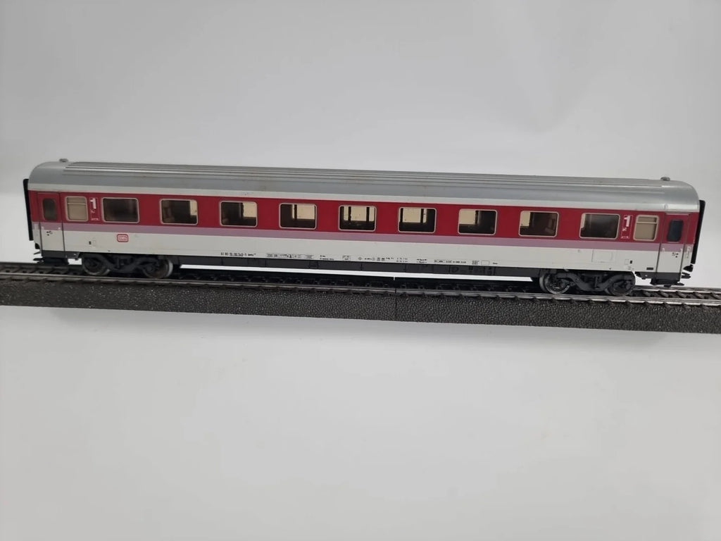 Märklin H0 4147 Reisezugwagen 61 80 19-90 549-5 Avmz der DB