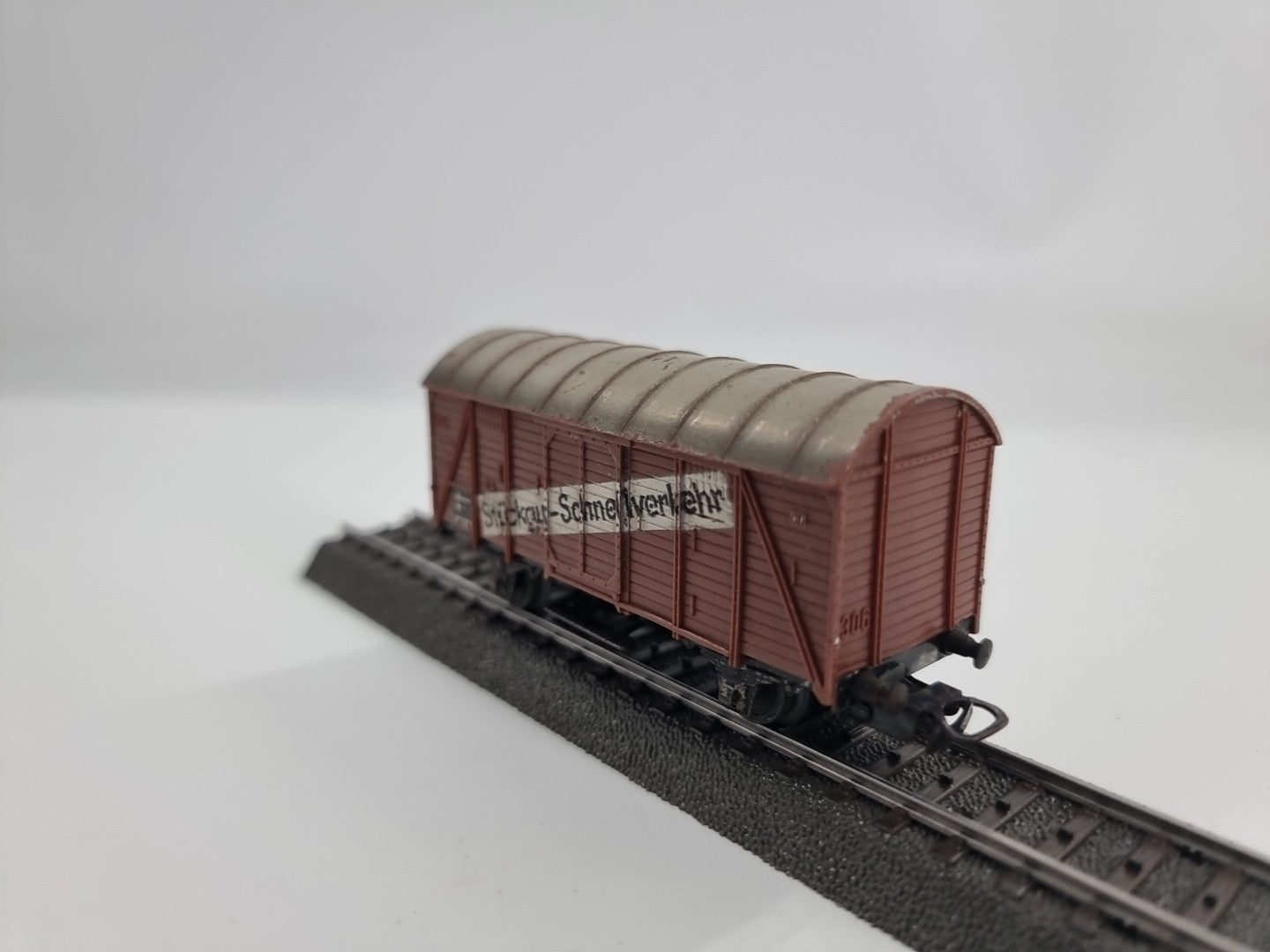 Märklin HO 45071 gedeckter Güterwagen "Stückgut Schnellverkehr "