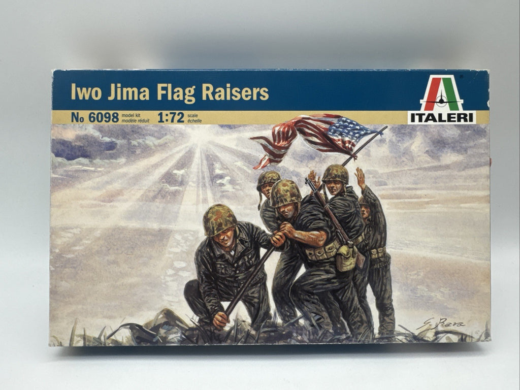 Italeri 6098 Iwo Jima Flag Raisers - 1:72