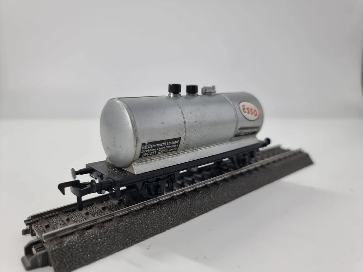 Liliput Gleisreinigungswagen ESSO Kesselwagen BB Österreich 250.251. H0
