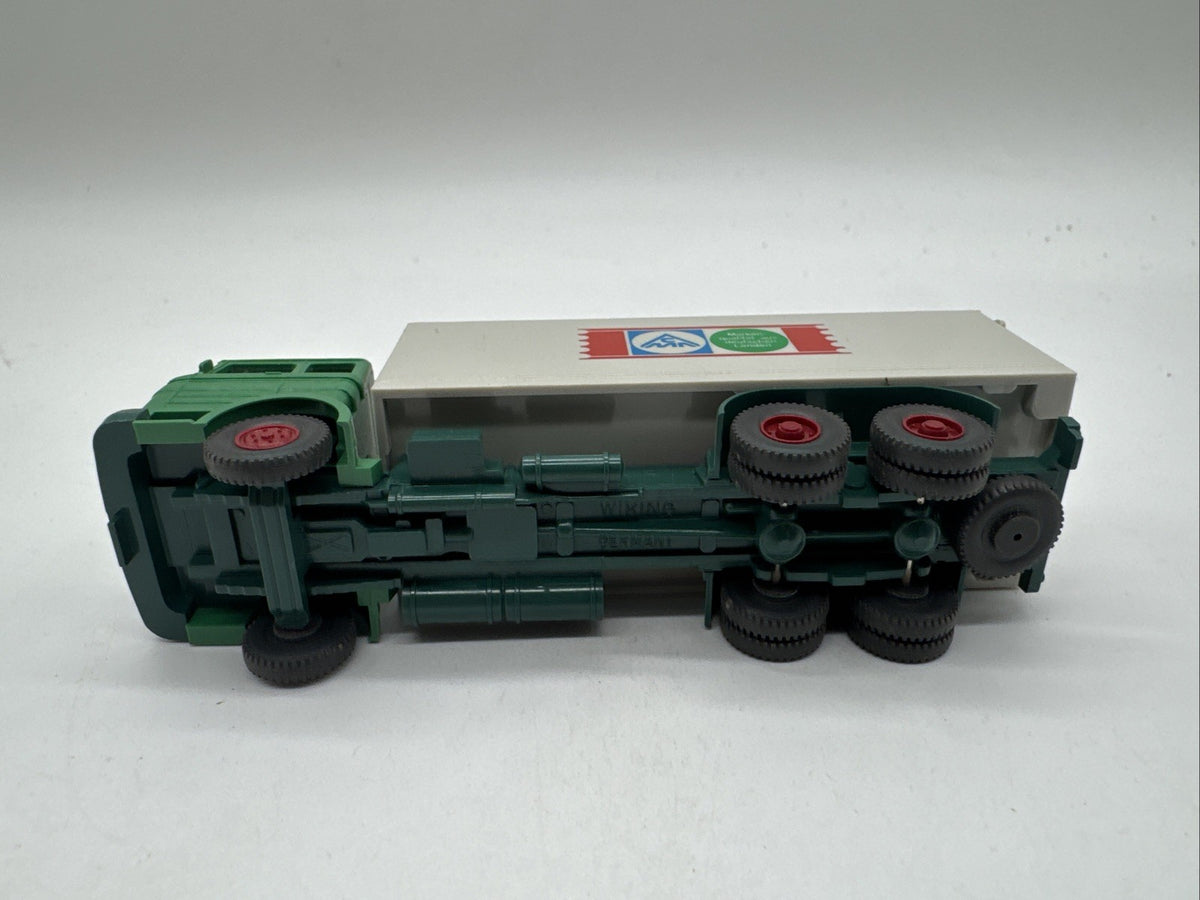 Wiking: MB LP 2223 Koffer-LKW "CMN Markenqualität"  #648