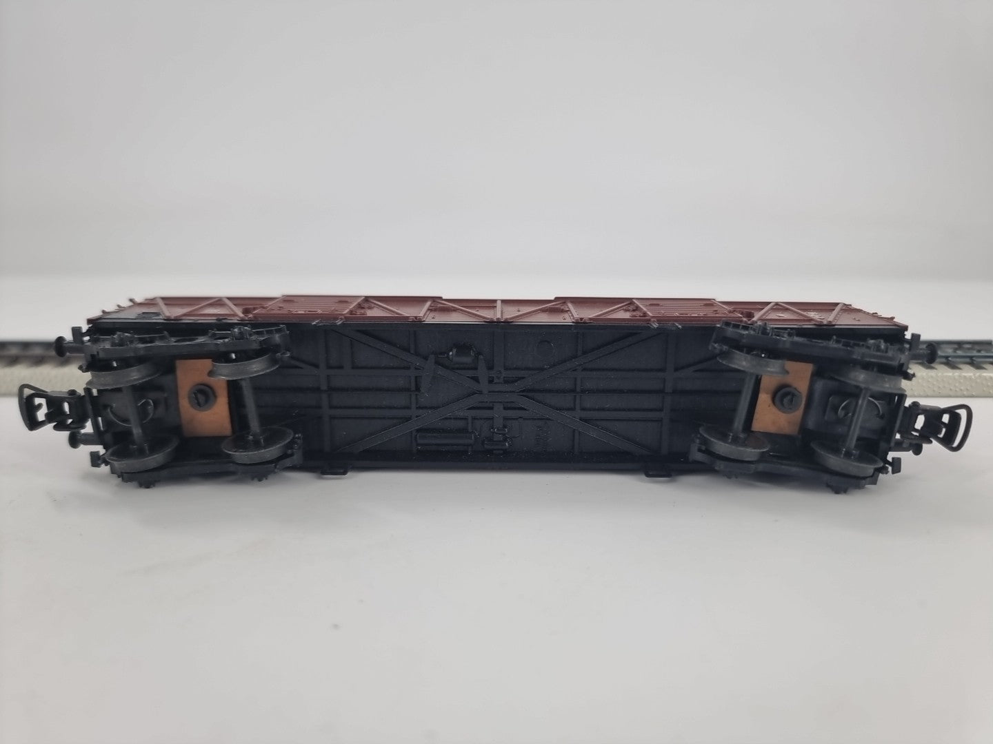 Piko H0 Gedeckter Güterwagen DR 21 MC-RIV 50 DR 197 1986-7