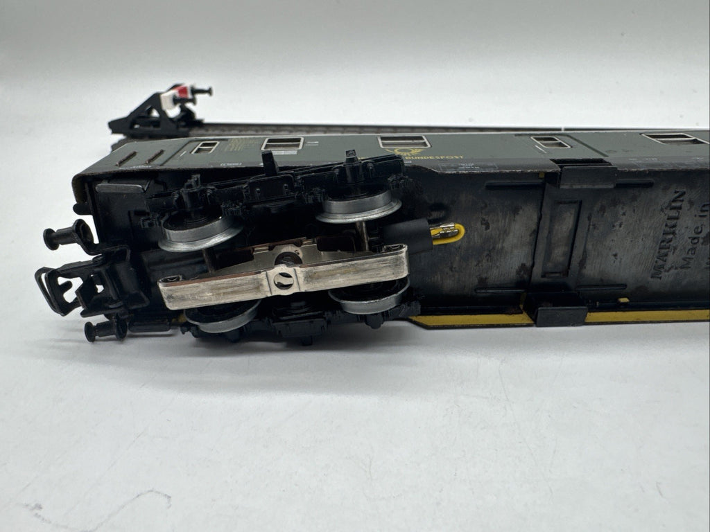 Märklin H0 4047 Reisezugwagen Post 4m der DB Beleuchtet #379