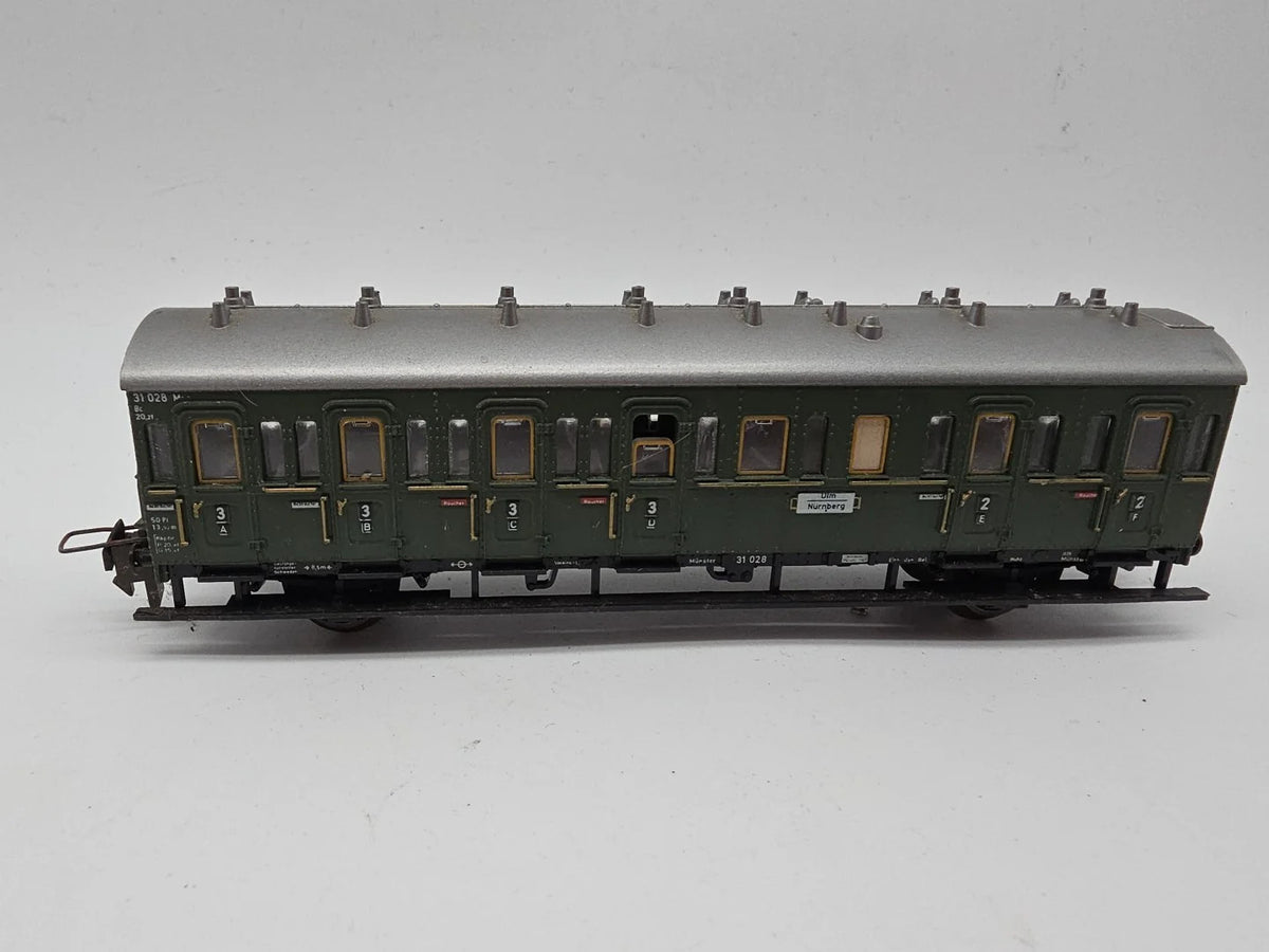 Trix H0 3758  Abteilwagen 2. / 3. Kl. Ulm-Nürnberg