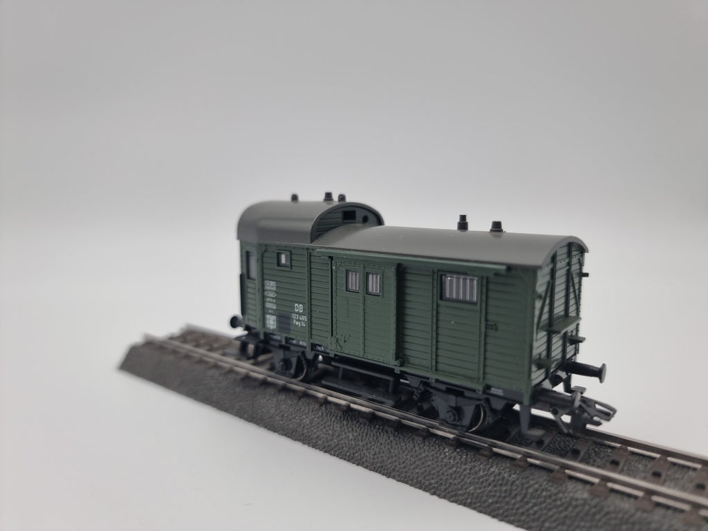 MÄRKLIN H0 Packwagen Gepäckwagen Pwg 14  123 465 DB 4889