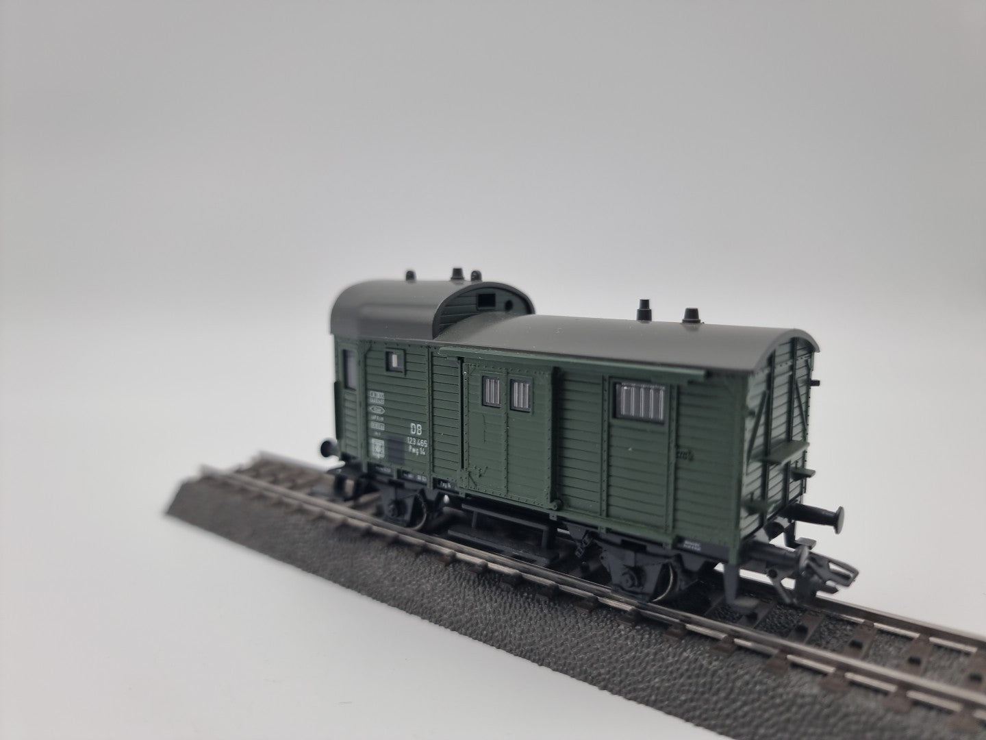 MÄRKLIN H0 Packwagen Gepäckwagen Pwg 14  123 465 DB 4889