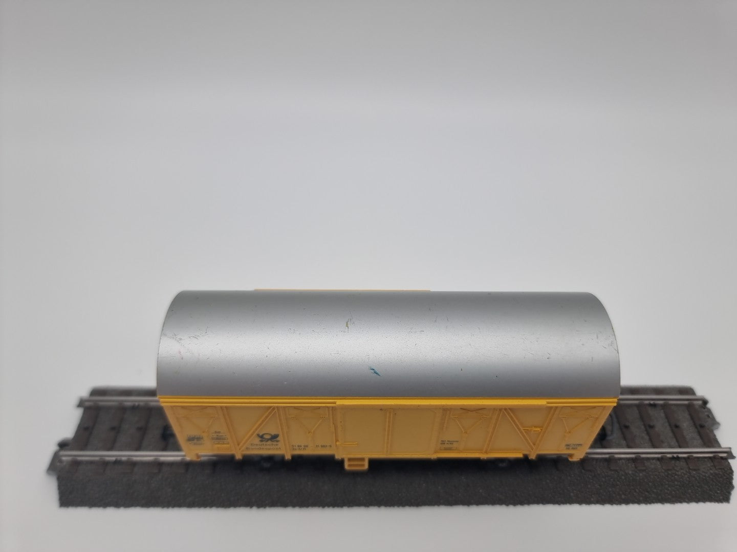 Märklin H0 Gedeckter Güterwagen Post 51 80 00-11 902-5 der DBP 