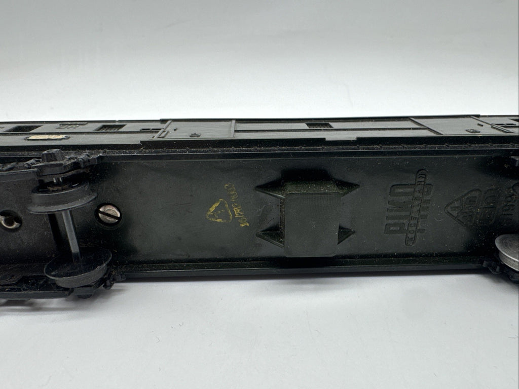 PIKO H0 Gepäckwagen DR 000213 Braun