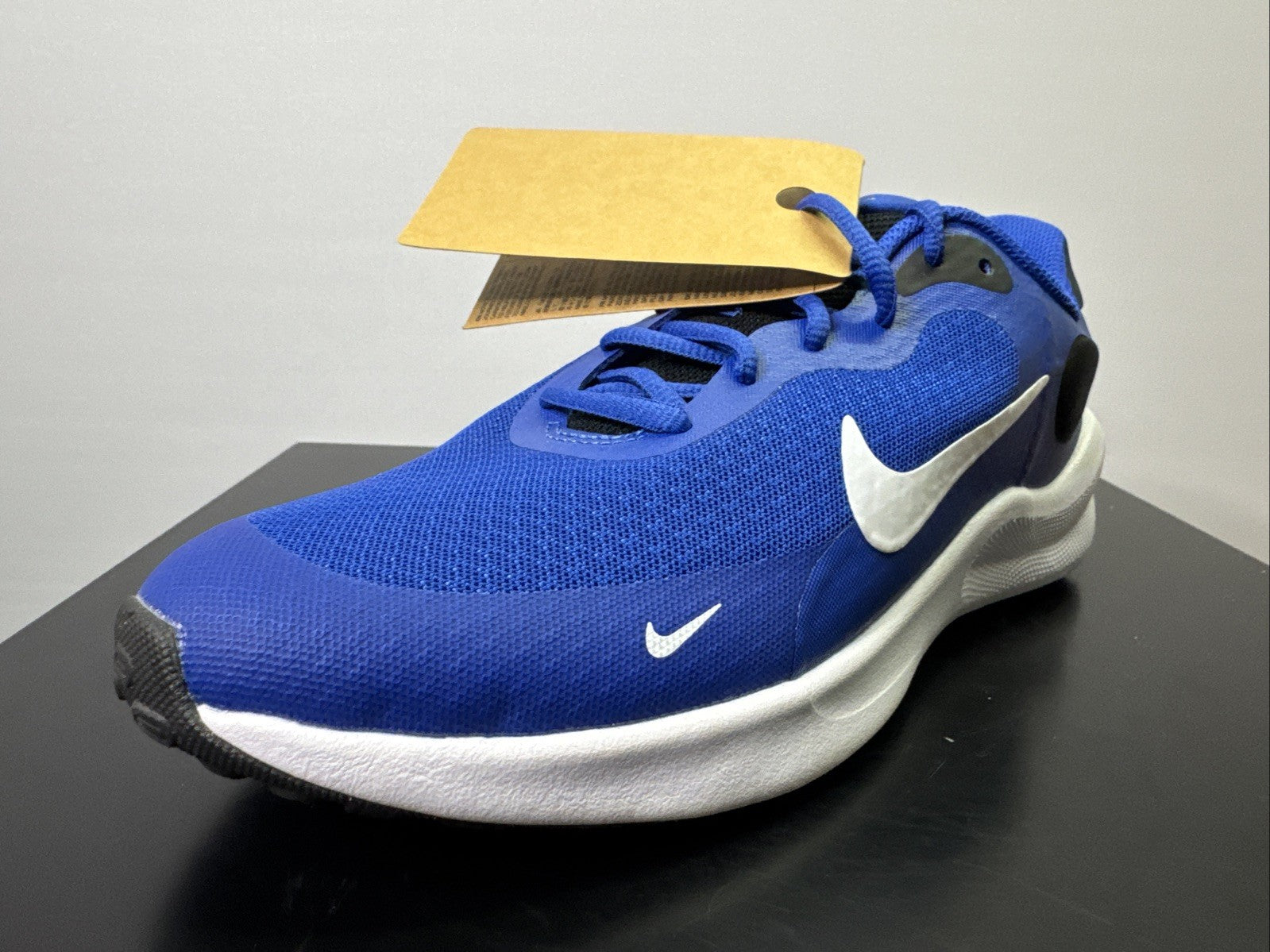 Nike Revolution 7 Gr. 38,5 Sneaker Unisex