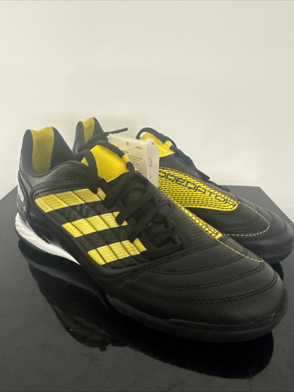 Adidas Predator Kinder Indoor Laufschuh Größe 38