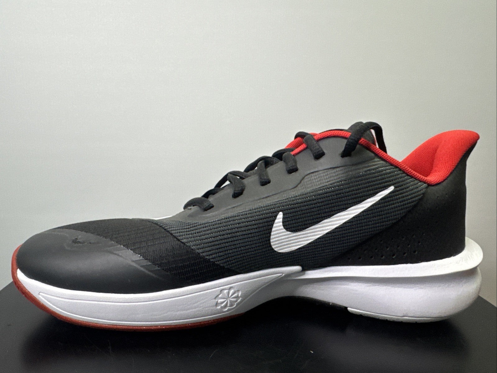 Nike Precision 7 Gr. 44 Herren Basketballschuhe Schuhe Turnschuhe Sportschuhe