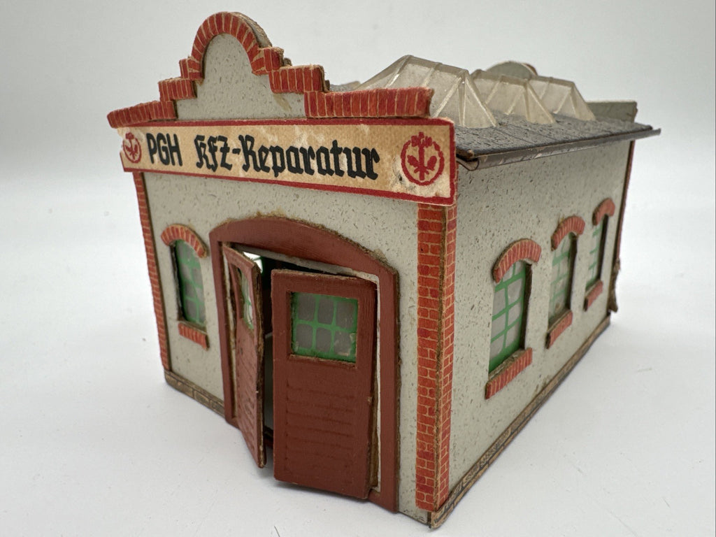 H0 Haus Gebaut Werkstatt #744