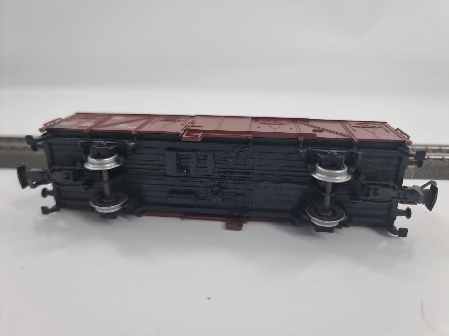 Märklin gedeckter Güterwagen  21 RIV Gbs der DB aus Packung 2983