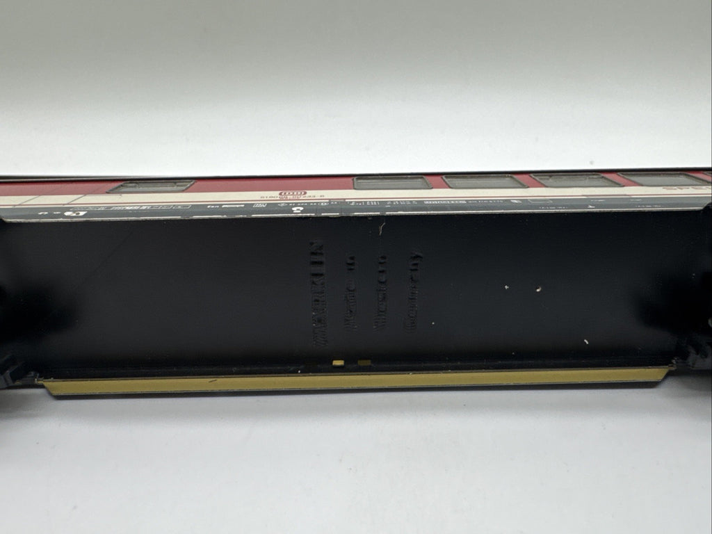 Märklin H0, Speisewagen 51 80 88- 80 233-6, Komplett aus Metall #553