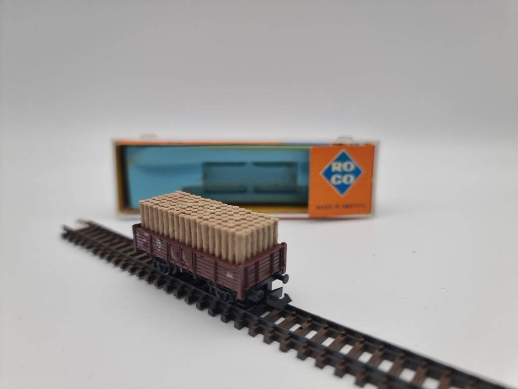 Roco 2313 Spur N Offener Güterwagen / Hochbordwagen, mit Holz beladen OVP