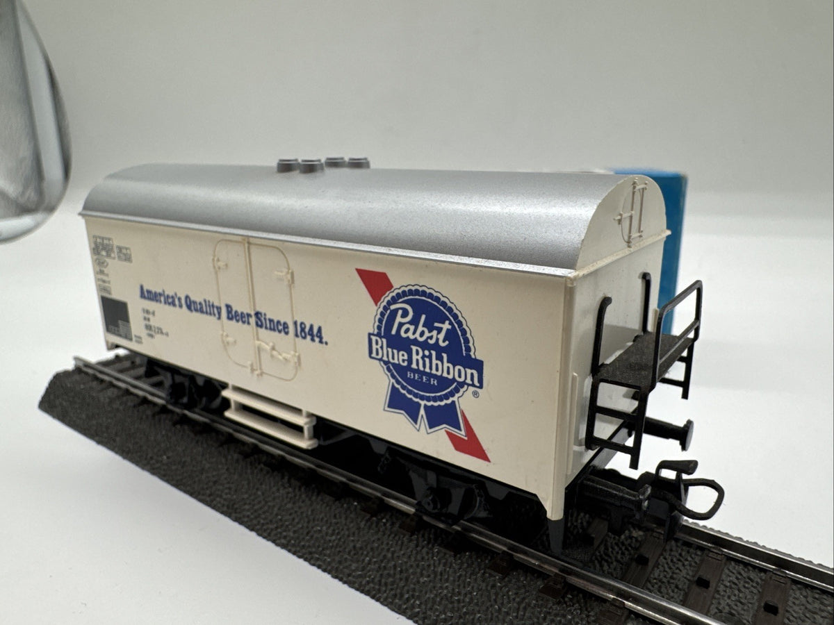 MÄRKLIN 4569 Bierwagen "Pabst Blue Ribbon" der DB Spur H0 OVP #39