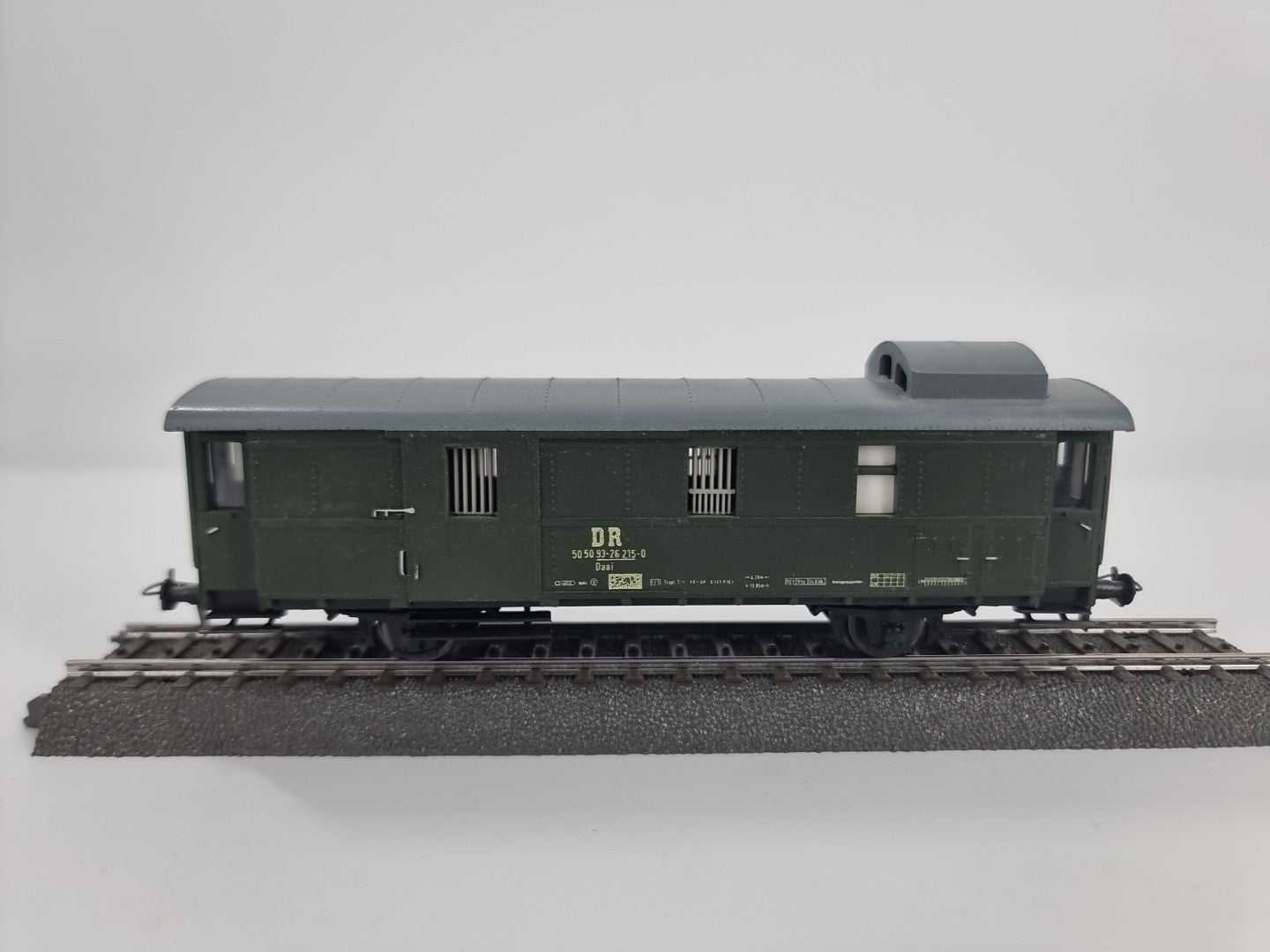 Piko H0 Gepäckwagen 505093-26215-0 - DR 
