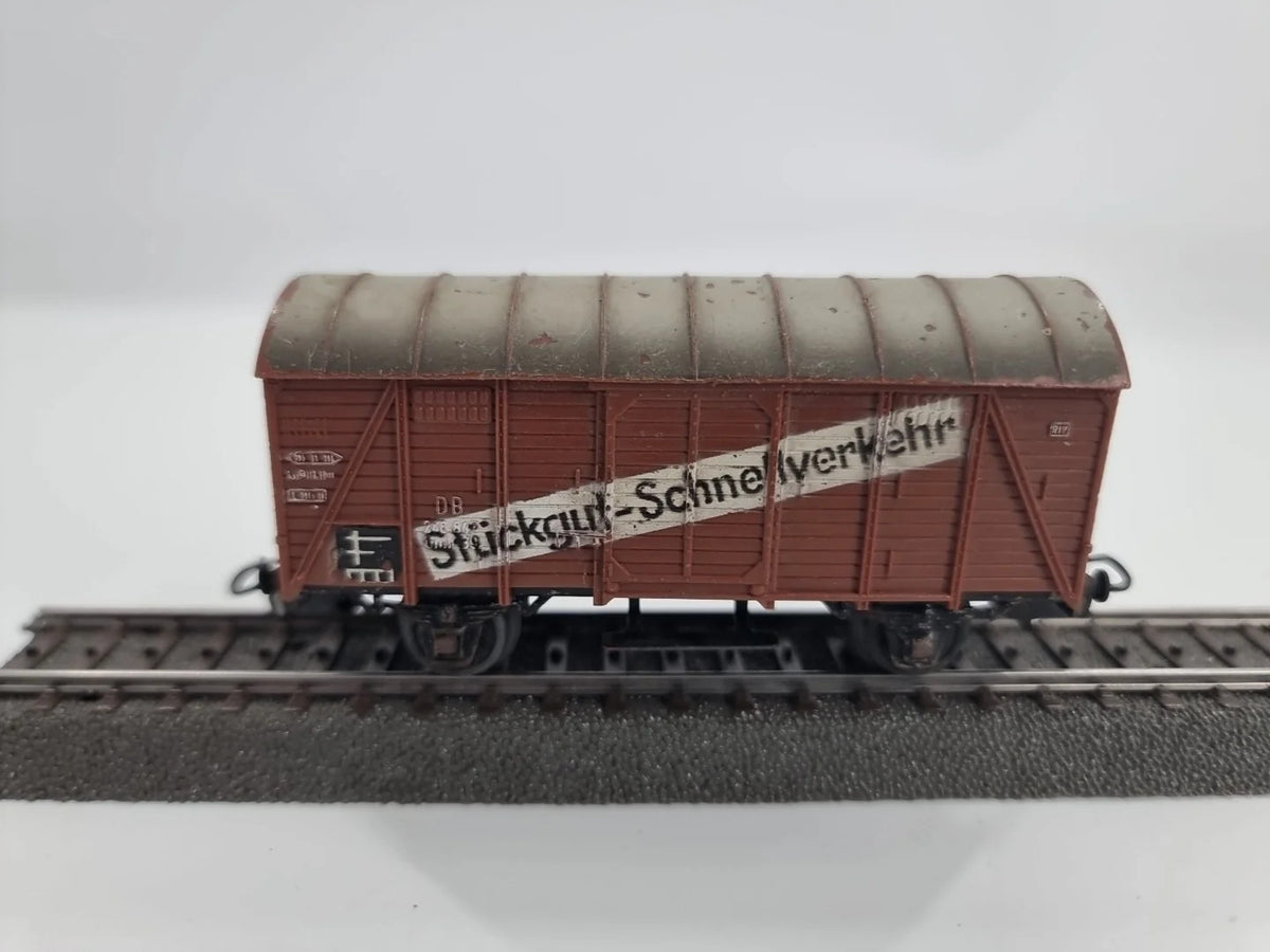 Märklin HO 45071 gedeckter Güterwagen "Stückgut Schnellverkehr "