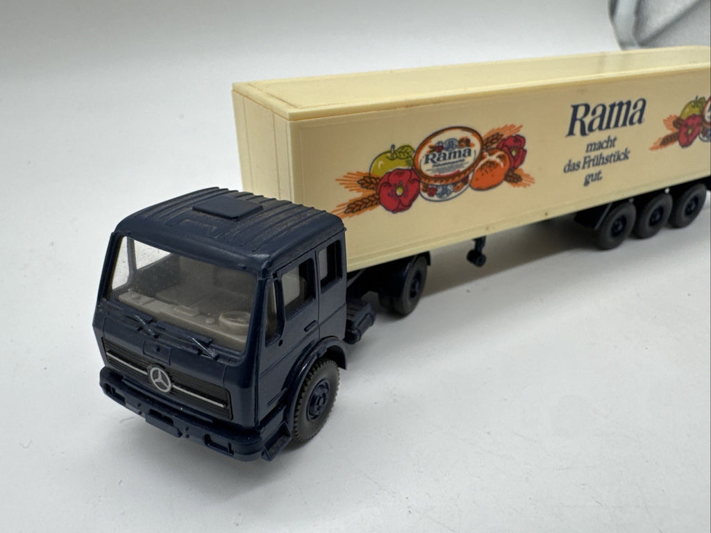 Wiking H0 1:87 - 542 - MB Lkw Rama Kuehlkoffer Haengerzug Margarine #629