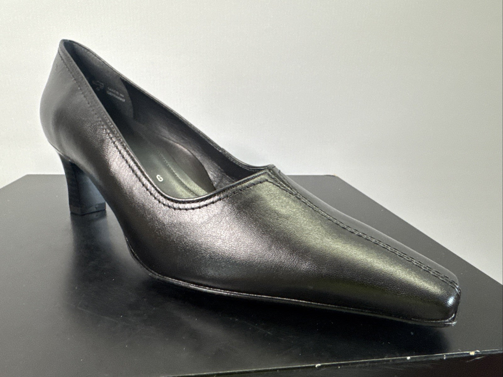 Ara Pumps Gr. 7,5  Schwarz  Leder Absatzschuh