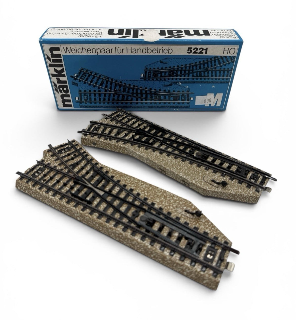 Märklin 5221 M-Gleis Weichenpaar Handbetrieb mit OVP H0