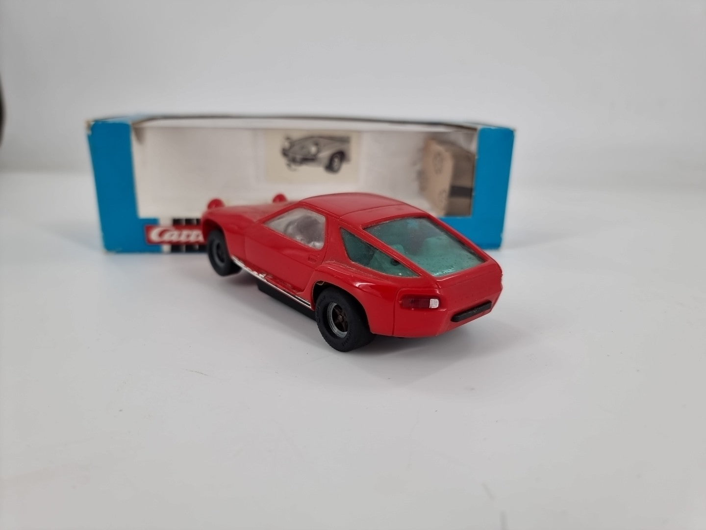 Carrera Universal Porsche 928  #40423 In OVP Riss Motorhaube