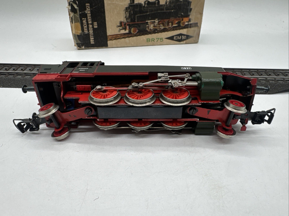 VEB Eisenbahn Modellbau Zwickau BR75 EM16 Dampflok